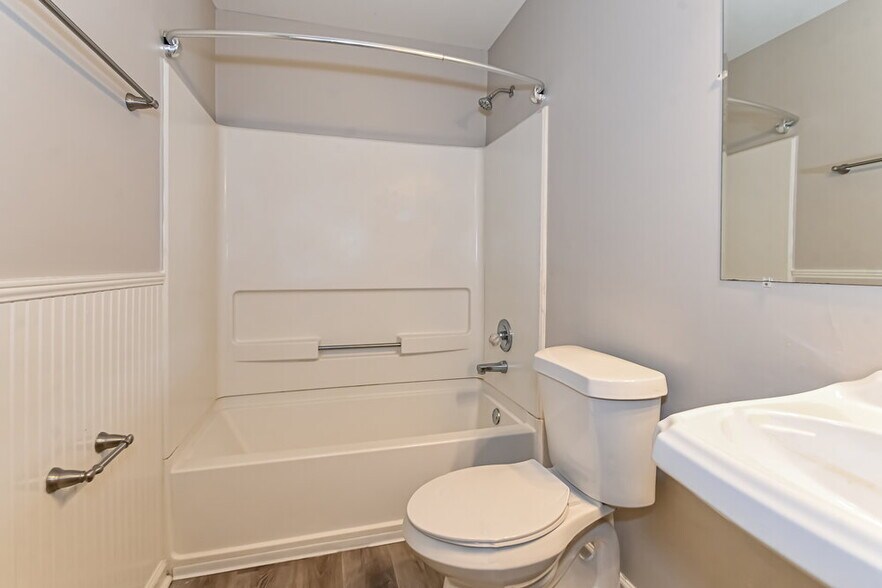 Building Photo - 7376 Wendy Way