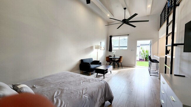 Building Photo - 2635 Dalemead St