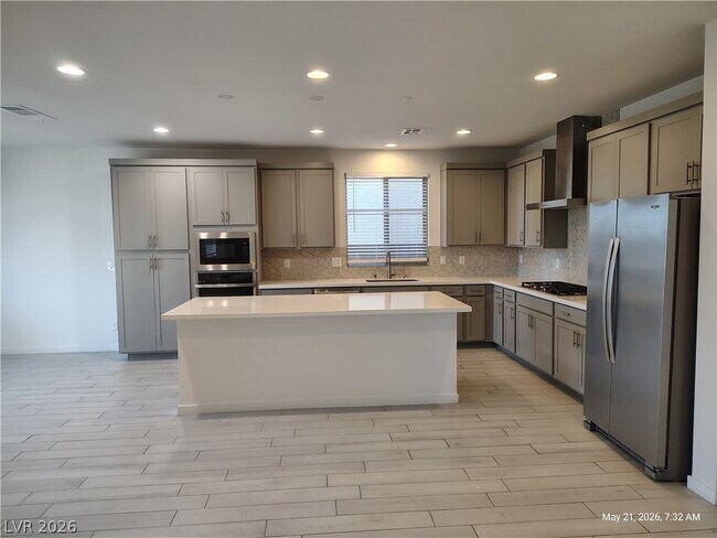 Building Photo - 9648 Sunstone Sparkle Ave