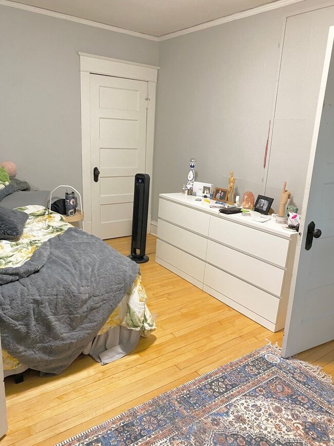 Building Photo - Kenwood Castle