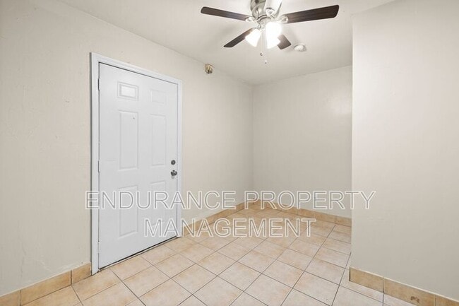 Building Photo - 145 W 28th St