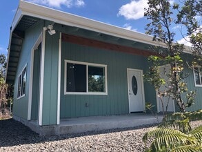 Building Photo - 11-3315-3315 Pa Alii St