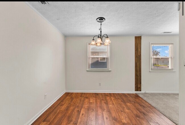 Building Photo - 2302 Norfolk St