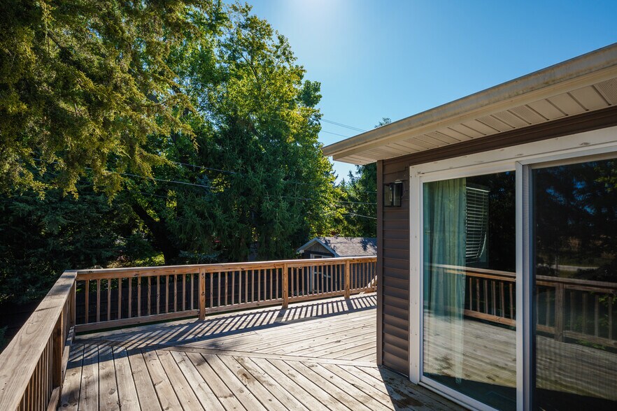 Building Photo - 6019 248th Ave