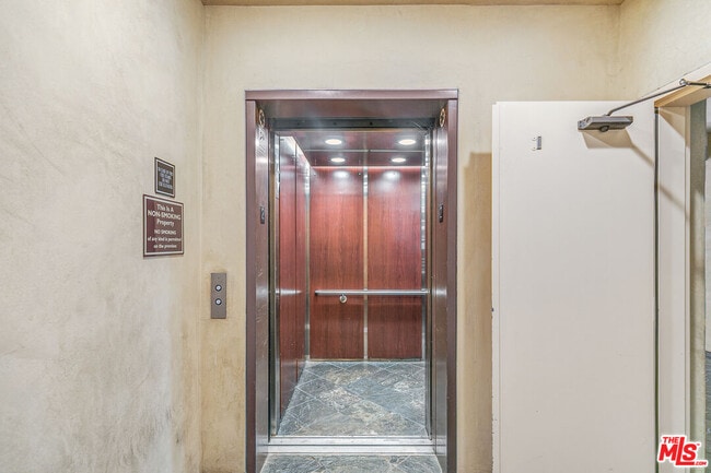 Building Photo - 12021 Guerin St
