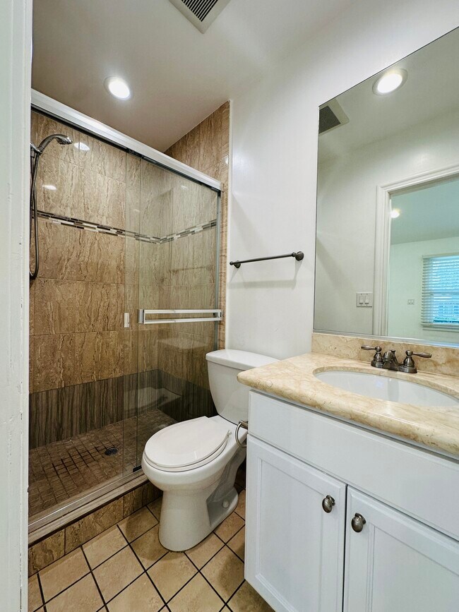 Building Photo - 5148 Otis Ave