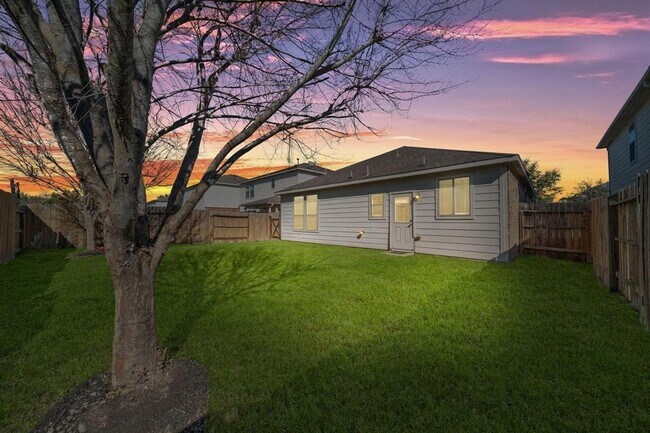 Building Photo - 15323 Sienna Peak Ln