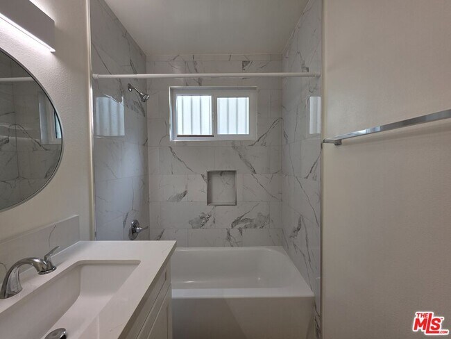 Building Photo - 2908 141st Pl