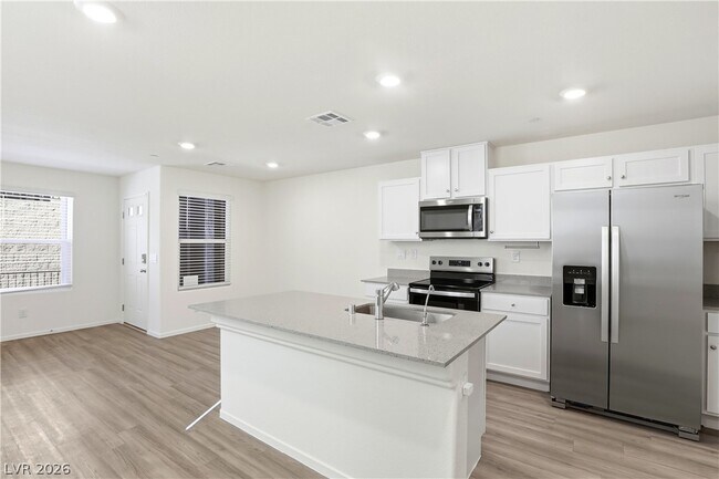 Building Photo - 6913 Stafford Hl St