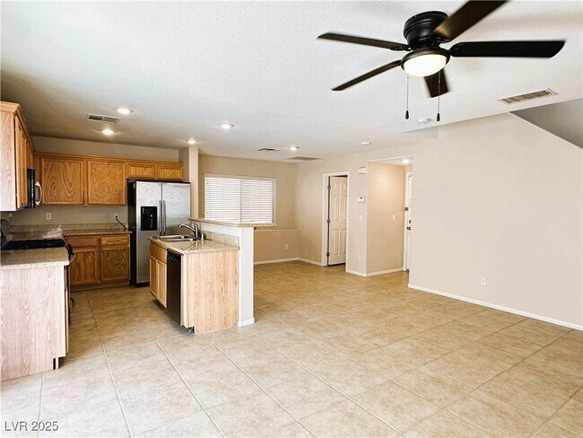 Building Photo - 6483 E Carolina Dew Ct
