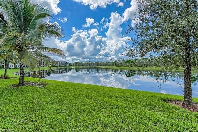 Building Photo - 9731 Acqua Ct