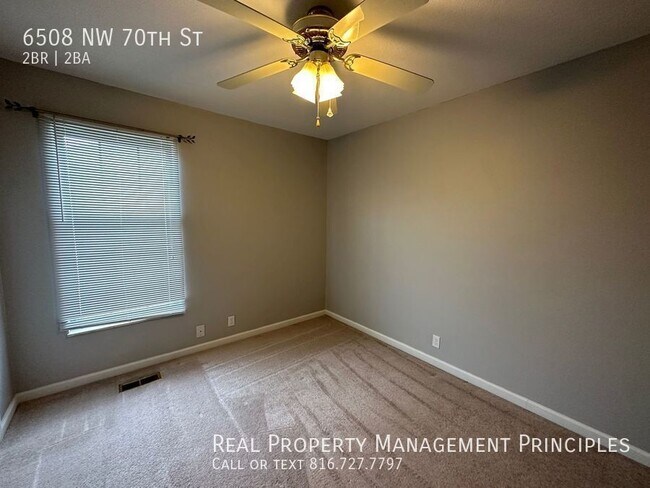 Building Photo - 6508 NW 70th St