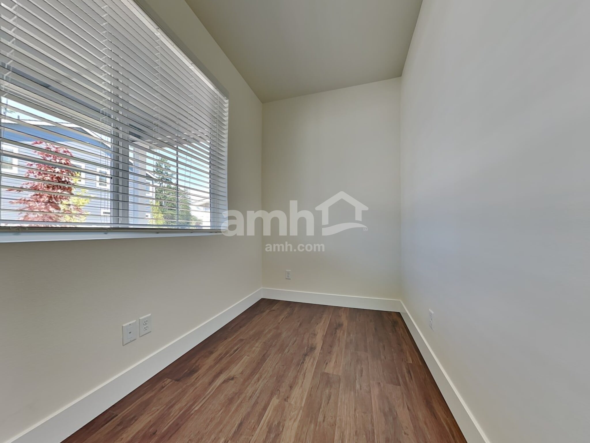 Building Photo - 17621 26th Ave Ct E