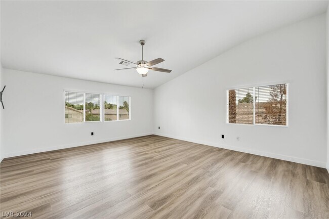 Building Photo - 311 St Augustine Ln