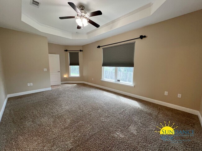 Building Photo - 539 Tom Sawyer Ln