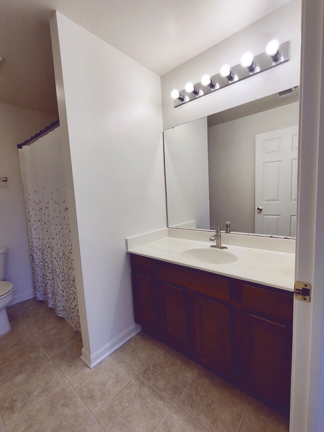 Master Bathroom - 1507 24th Ave