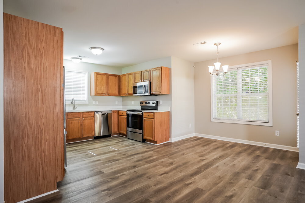 Building Photo - 3206 Hayling Dr