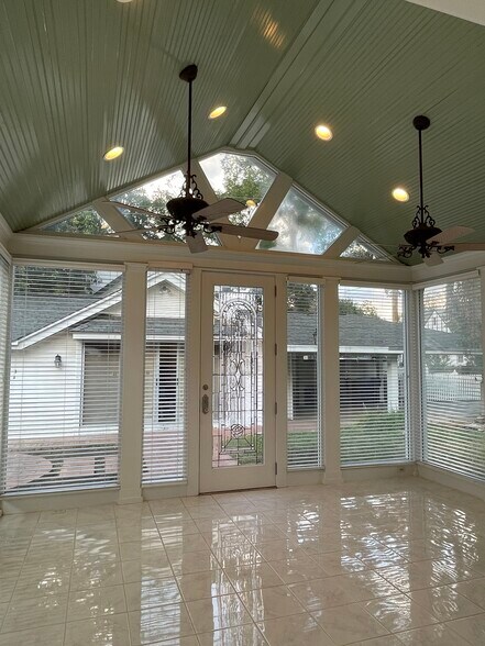 Sunroom - 1500 Preston Ave