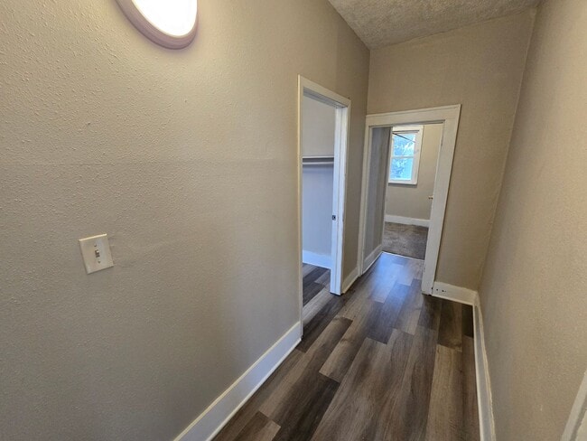 Building Photo - 1512 Jones St