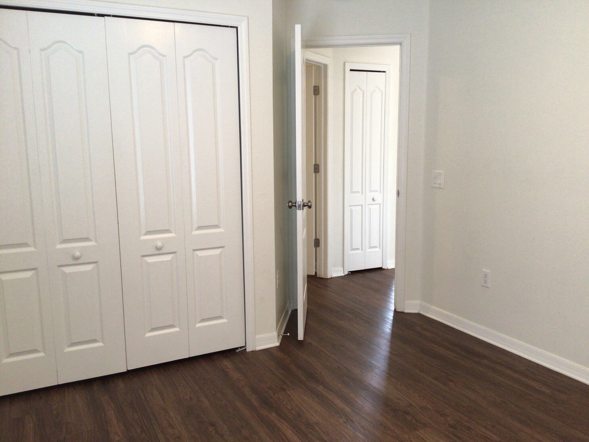 Building Photo - 715 Somerstone Dr