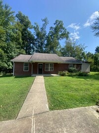Building Photo - 3 bedroom 2 bath home