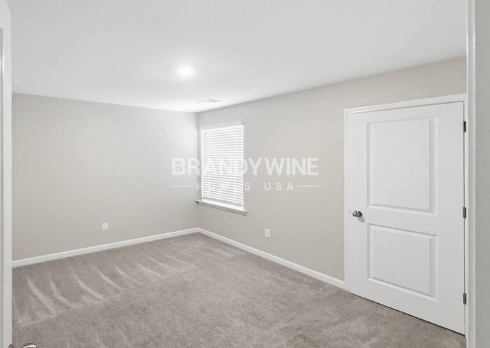 Building Photo - 680 Friesland Dr