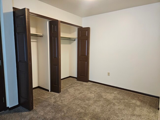 Building Photo - Lighthouse Gardens Apartments