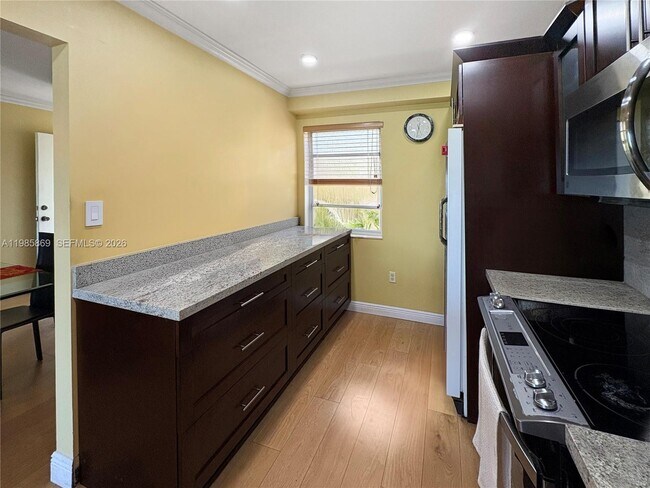 Building Photo - 4525 W 20th Ave