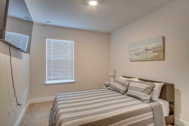 Building Photo - Gulf Breeze 3BR/2.5BA New Construction Townhome - Special: ½ Off Deposit for Active-Duty Military!