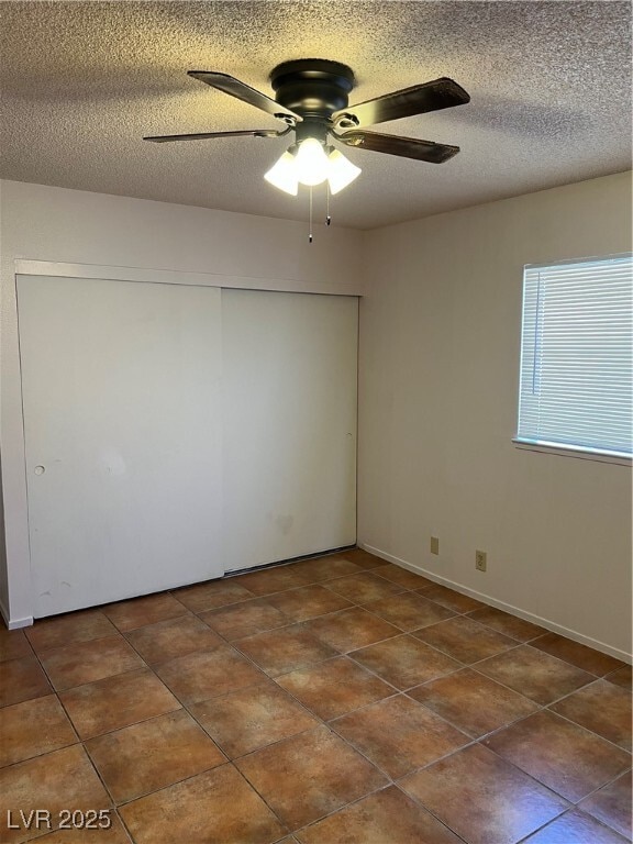 Building Photo - 3941 Avocado Dr