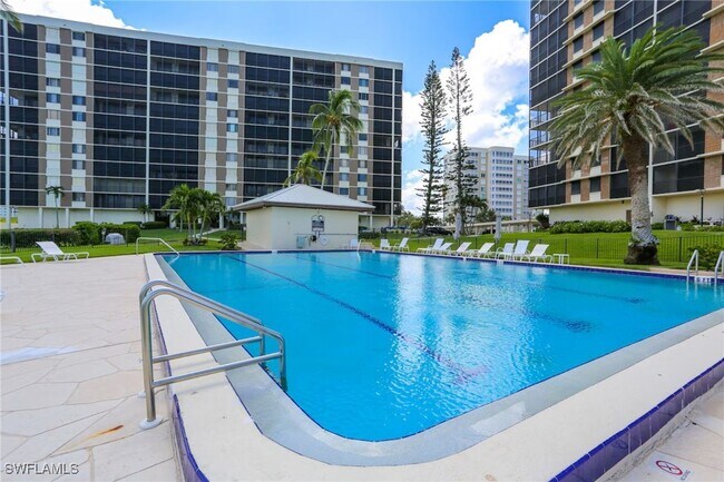 Building Photo - 15 Bluebill Ave