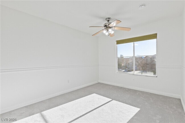 Building Photo - 9475 S Soloshine St