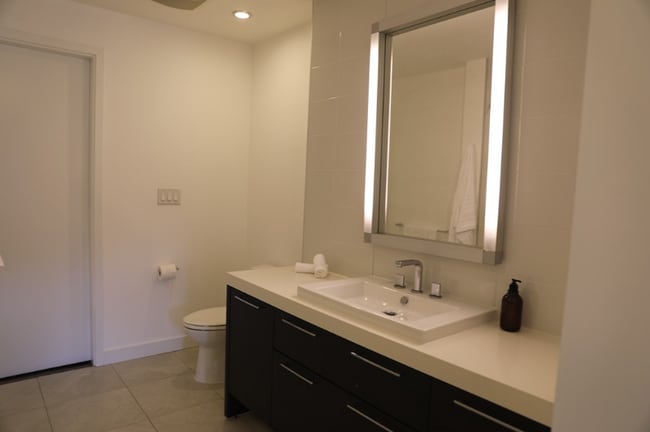 Building Photo - 15 MacArthur Pl