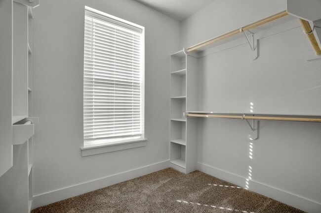 Building Photo - Beautiful 4 Bed 4.5 Bath New construction Home off of Rupple!! Pre-Leasing for Summer!