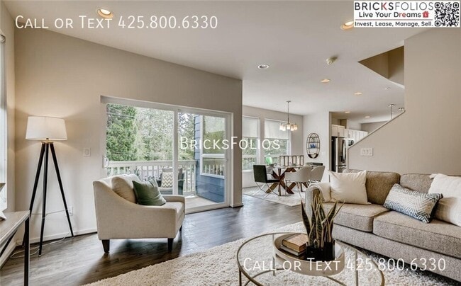Building Photo - 13706 Manor Way