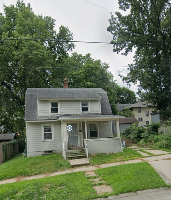 Primary Photo - 1918 Andrews St