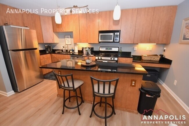 Building Photo - 1115 Primrose Ct