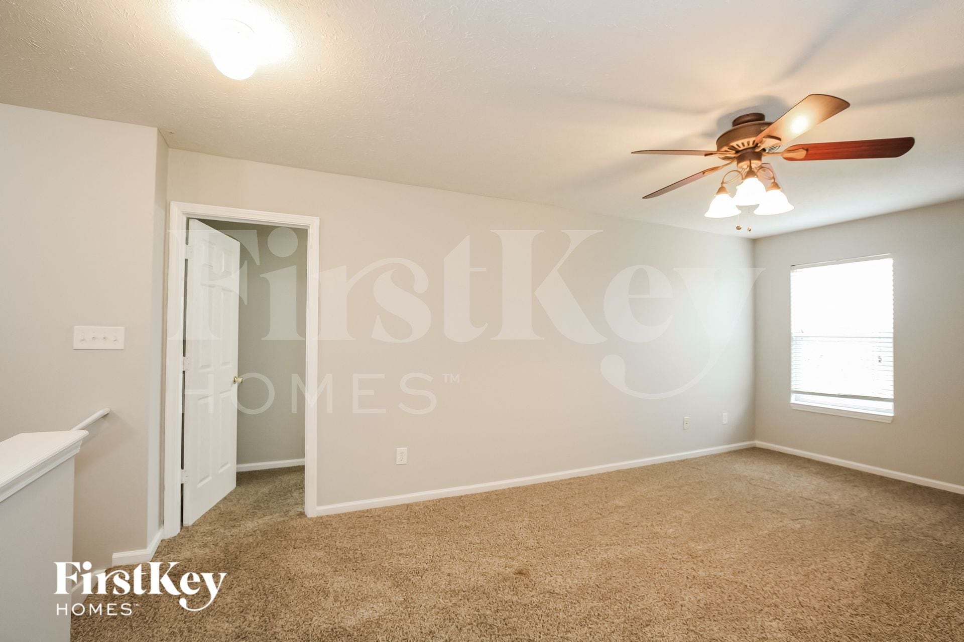 Building Photo - 8775 N Springview Dr