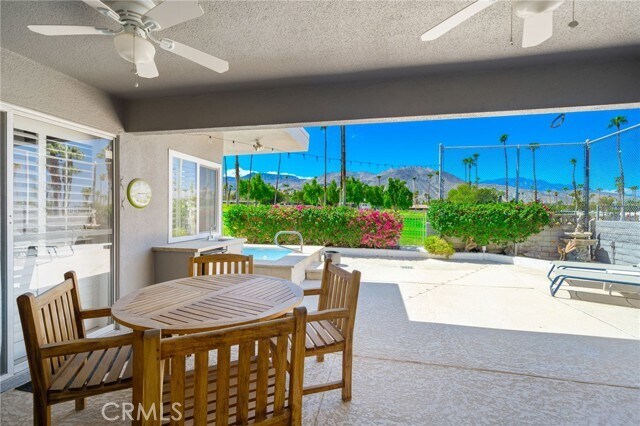 Building Photo - 46125 Burroweed Ln