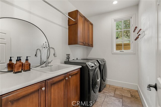 Building Photo - 7 Pacific Winds