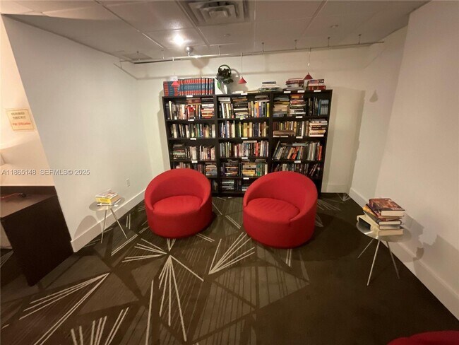 Building Photo - 5701 Collins Ave