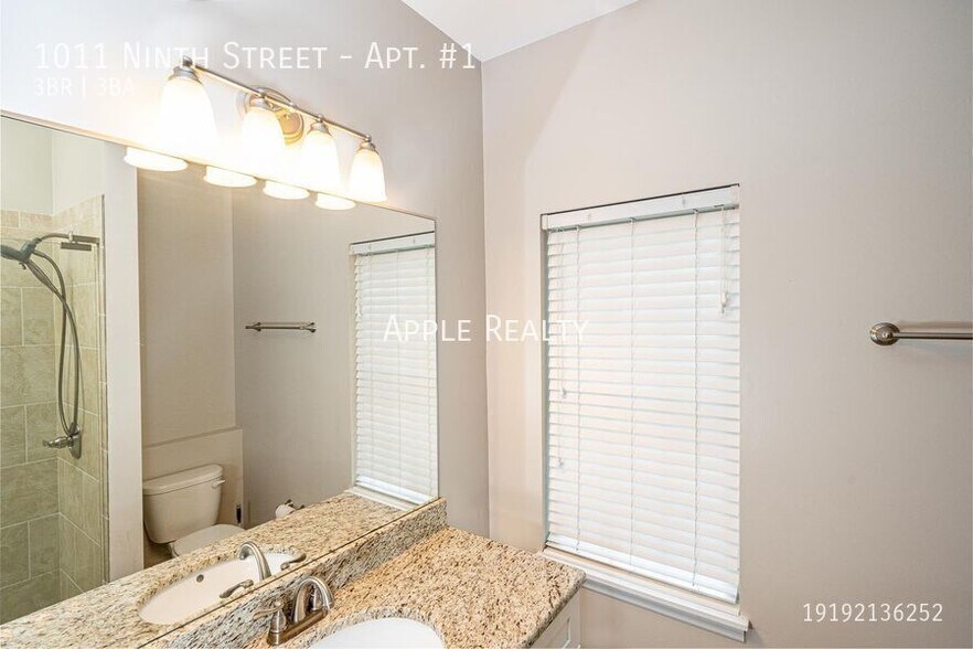 Building Photo - 1011 Ninth Street-Apt. #1