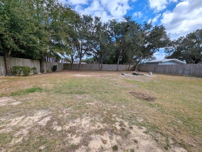 Building Photo - 2734 Augustus Rd