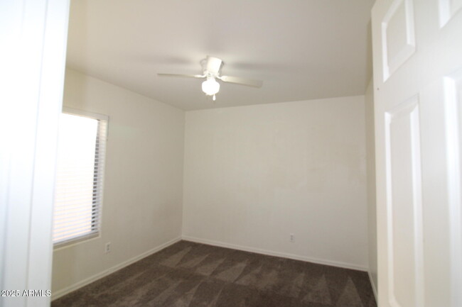 Building Photo - 14334 W Avalon Dr