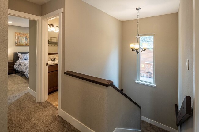 Building Photo - Tahoe Donner- Long Term Rental $2900