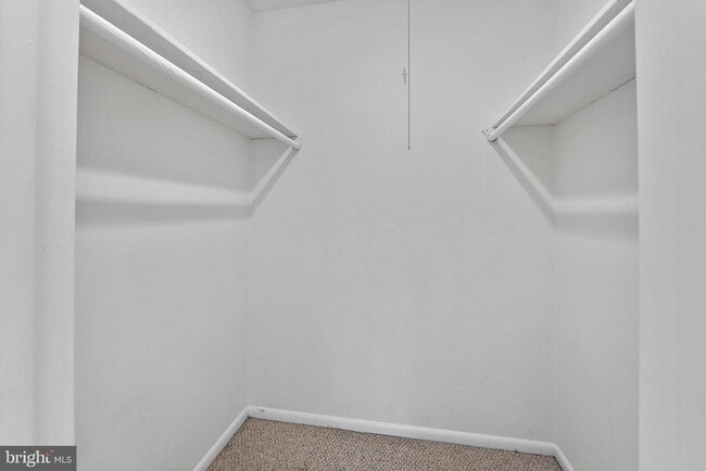 Building Photo - 4420 Briarwood Ct N