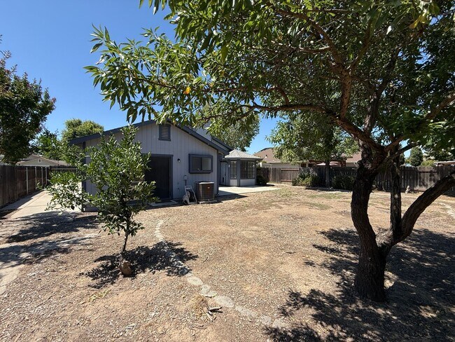 Building Photo - 243 Rio Mesa Ct
