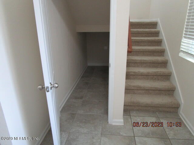 Building Photo - 742 Northside Dr S