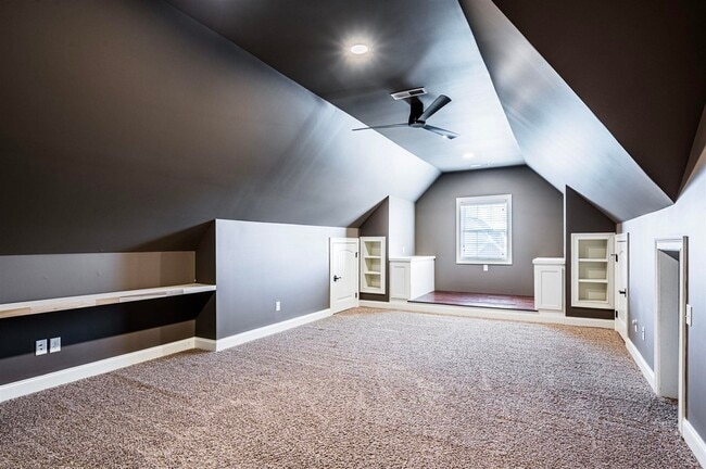 Building Photo - 730 Bennington Park Dr