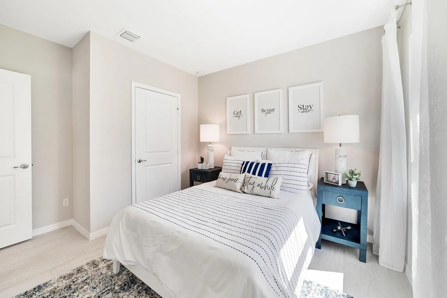 Building Photo - 4656 SW Lassiter Ter